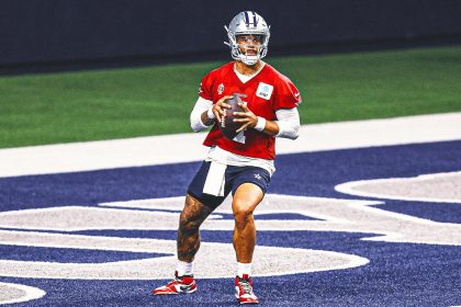 Dak Prescott: 'Absolutely nothing' wrong with ankle in boot