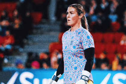 England goalkeeper Mary Earps leaving Manchester United for Paris Saint-Germain