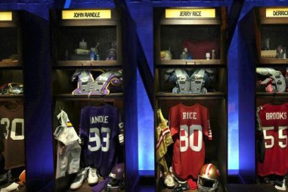 From jerseys to dreadlocks: How the Pro Football Hall of Fame selects its artifacts