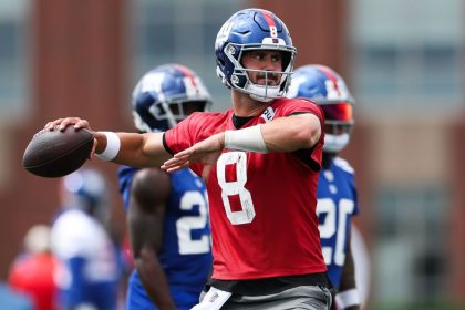 Giants QB Jones (ACL) is 'ready to go' for camp