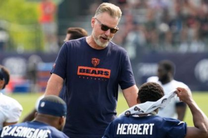 How a beard, white jeans and a press conference plan might have saved the Bears' Matt Eberflus