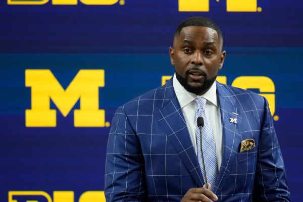 Moore says goal at Michigan always to 'win it all'