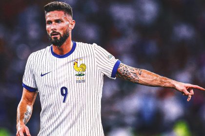 Olivier Giroud, France's all-time leading scorer, ends international career