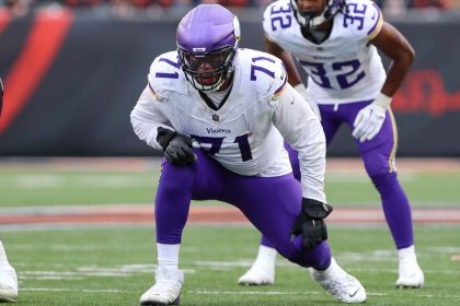 Source: Vikings' Darrisaw lands big-money deal