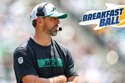 Are the Jets the favorites to win the AFC East? | Breakfast Ball