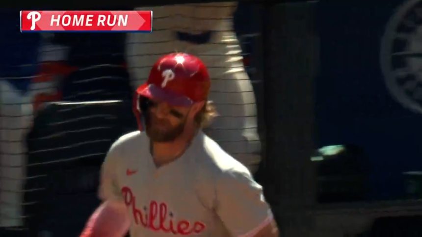 Bryce Harper and Alec Bohm hit back-to-back home runs to extend Phillies' lead over Mariners