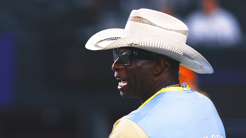 Deion Sanders shuts out newspaper columnist in quest to keep negativity out of Colorado