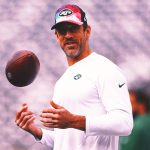 Jets QB Aaron Rodgers looks as though 'he never missed any time'