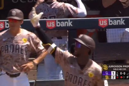 Jurickson Profar hits Padres' second home run of the inning to take a 3-1 lead over Rockies