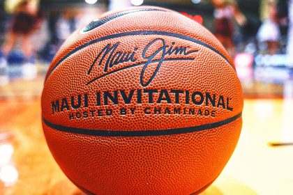 Maui Invitational returns to the island a year after wildfires, UConn highlights the field