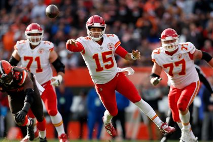 Patrick Mahomes is working on a trick throw that will one-up the no-look pass