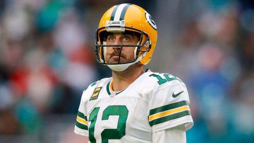 Rodgers in bio: I regret saying I was 'immunized'