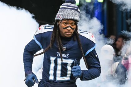 Source: Titans WR Hopkins (knee) out 4-6 weeks