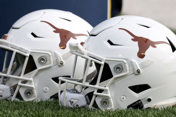 Texas loses another RB to season-ending injury