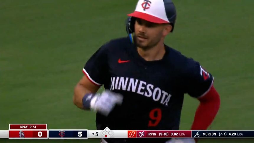 Trevor Larnach hits his second homer of the day to dead center field, increasing the Twins' lead vs. the Cardinals