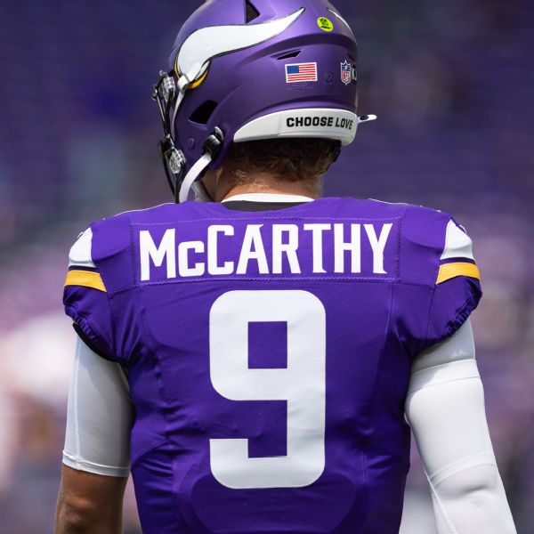 Vikings hold QB McCarthy (knee) out of practice