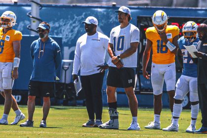 With Justin Herbert sidelined, Chargers struggling to install new offense