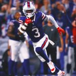 Damar Hamlin snags first INT of his career in front of roaring Bills crowd