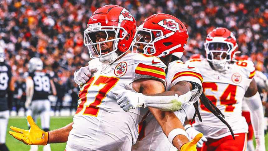 After Chiefs TE Travis Kelce’s season-best game, what can we expect down the stretch?