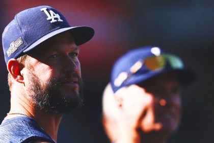 Dodgers pitcher Clayton Kershaw tells 'MLB on FOX' pregame crew he's playing in 2025