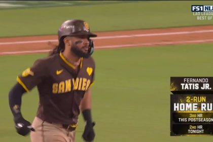 Fernando Tatis Jr. crushes a solo home run, extending Padres' lead over Dodgers