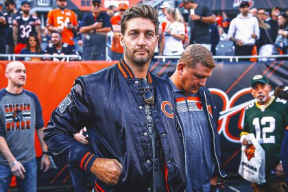 Former NFL QB Jay Cutler charged with DUI, possession of handgun