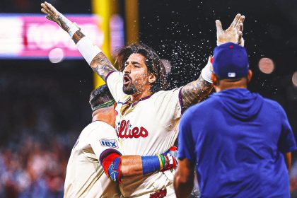 How Nick Castellanos 'locked in' amid Phillies fans' love and hate