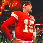 Patrick Mahomes leads Chiefs past Saints 26-13 as Derek Carr gets hurt