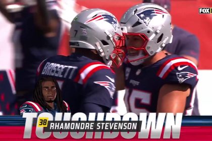 Rhamondre Stevenson rushes for a 33-yard TD to give Patriots early lead over Dolphins