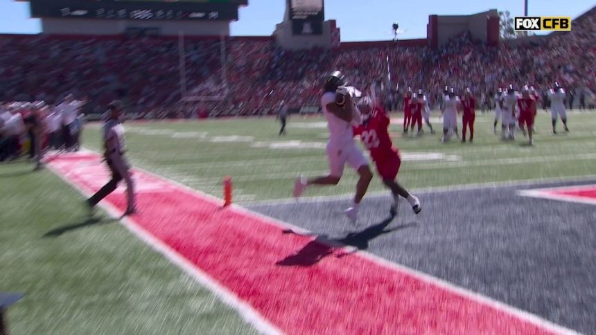 Shedeur Sanders finds Will Sheppard for a spectacular 16-yard touchdown to extend Colorado's lead over Arizona