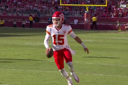 Tom Brady on Patrick Mahomes' BIG run that leads to a touchdown: 'Plays to win' | NFL Highlights