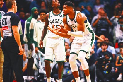 Bucks' Doc Rivers upset over foul call on Giannis Antetokounmpo in loss to Hornets