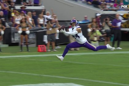 Byron Murphy & Camryn Bynum get back-to-back INTs to help seal the Vikings' 12-7 victory over the Jaguars