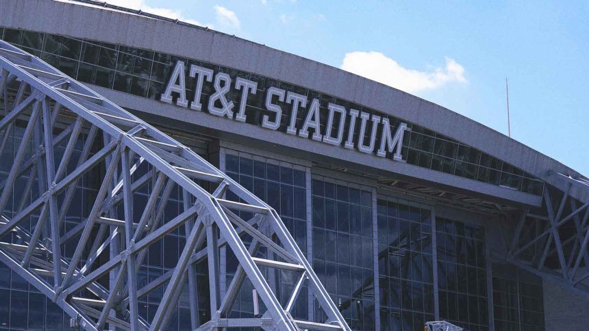 Debris falls from roof at home of Cowboys before game against Texans