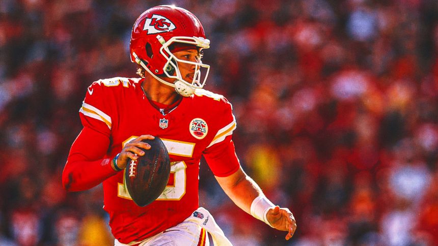 Is Patrick Mahomes finally settling into Chiefs' revamped offensive identity?