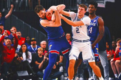 Kansas center Hunter Dickinson ejected for kicking Duke's Maliq Brown in the head