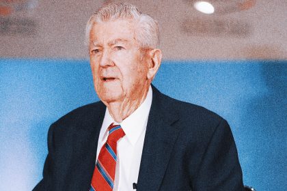 NASCAR Hall of Famer Bobby Allison dies at age 86