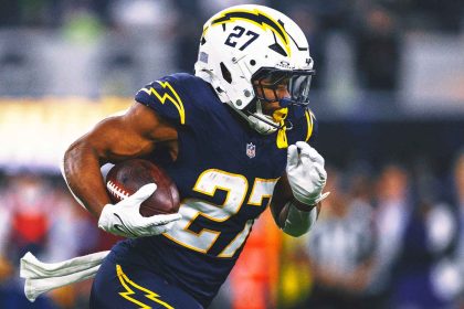 Chargers place RB J.K. Dobbins on injured reserve with sprained MCL