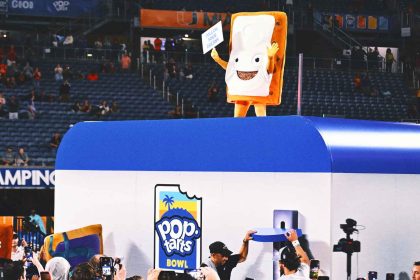 Iowa State's Rocco Becht wins Pop-Tarts Bowl MVP, sends Cinnamon Roll to the toaster