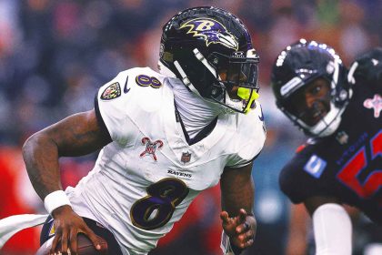 Lamar Jackson bolsters MVP case in Ravens' 31-2 Christmas romp over Texans