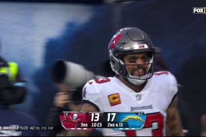 Mike Evans catches 57-yard touchdown to give Buccaneers 20-17 lead over Chargers