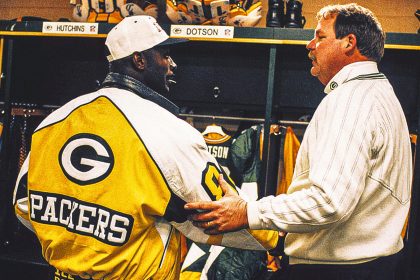 Mike Holmgren, Sterling Sharpe headline HOF finalists from coach, seniors categories