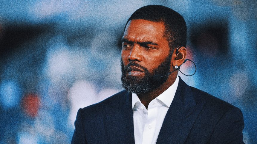 Pro Football Hall of Fame wide receiver Randy Moss announces cancer diagnosis