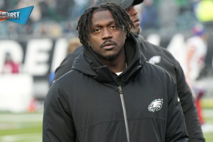 A.J. Brown spotted reading 'Inner Excellence' during Eagles-Packers | First Things First