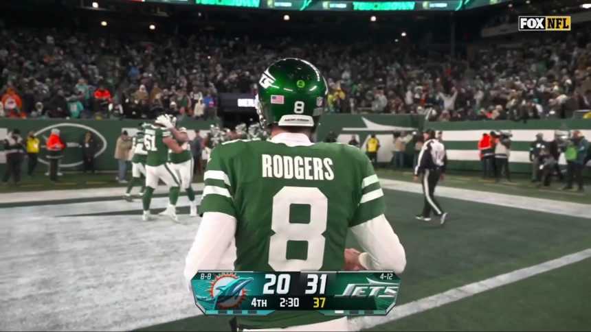 Aaron Rodgers throws his FOURTH TD of the game in Jets' win over Dolphins | NFL Highlights