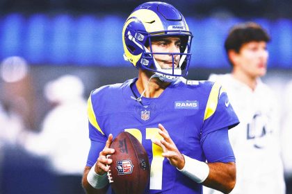 Jimmy Garoppolo to make debut for playoff-bound Rams against Seahawks