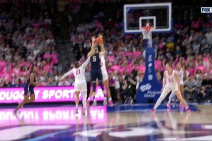 Paige Bueckers drills jump shot OVER TWO DEFENDERS, extending UConn's lead over Creighton