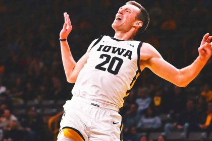 Payton Sandfort's huge second half propels Iowa to 85-60 romp over Indiana