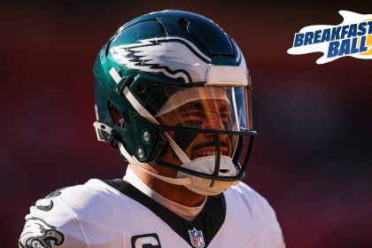 Should the Eagles be concerned if Jalen Hurts plays? | Breakfast Ball