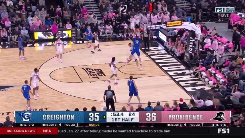 Creighton's Ryan Kalkbrenner throws down go-ahead alley-oop jam against Providence